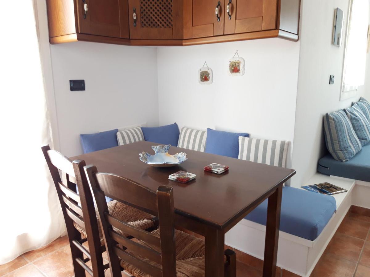 Akitos Maisonette Adamantas  Esterno foto