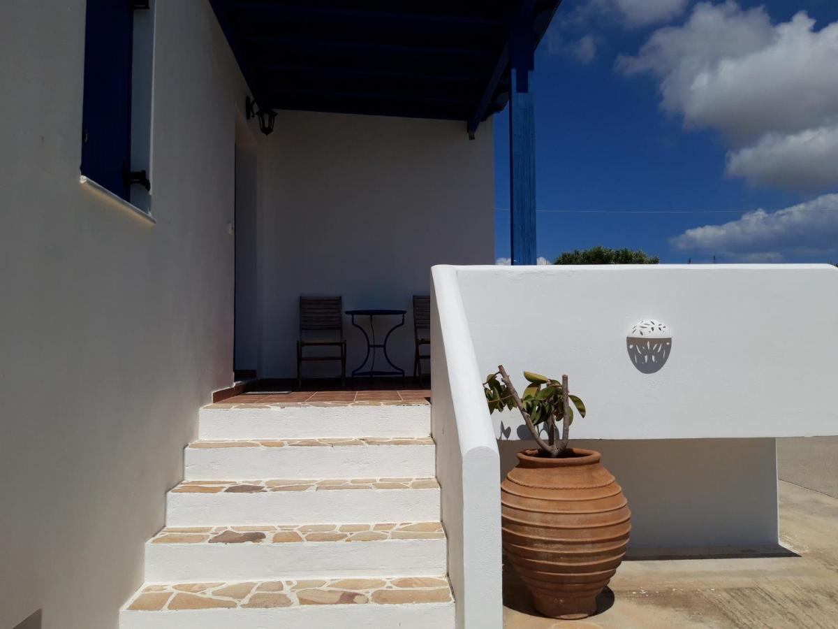 Akitos Maisonette Adamantas  Esterno foto