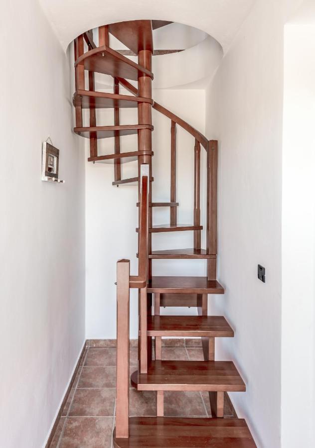 Akitos Maisonette Adamantas  Esterno foto